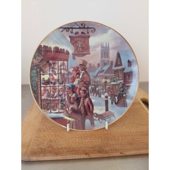 Collector's Plate, W. L George, Fine China, "The Toy Store" by Lloyd Garrison - Picture 2 of 4